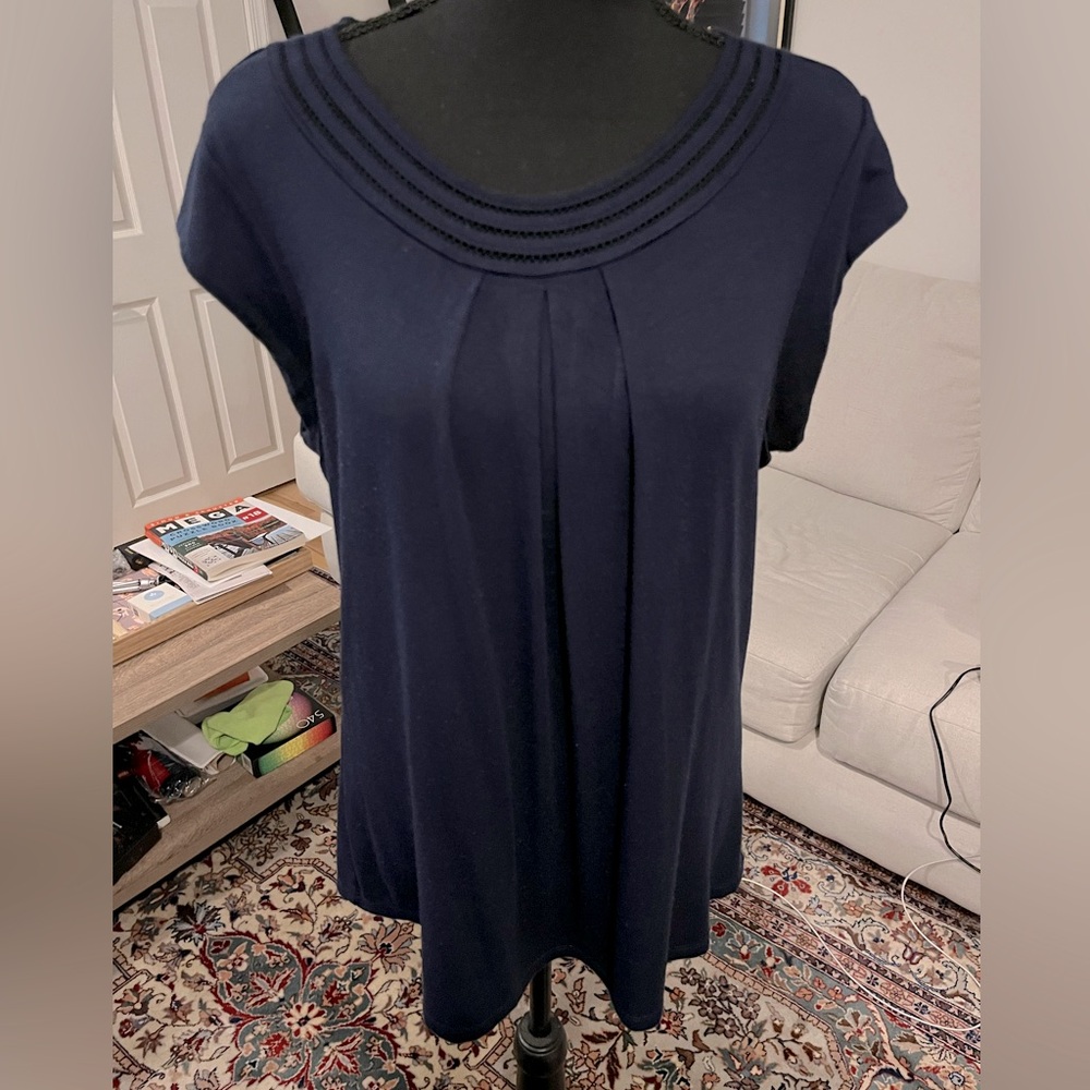 Daniel Rainn Brinn Scoop Neck Pleat Detail Knit Top